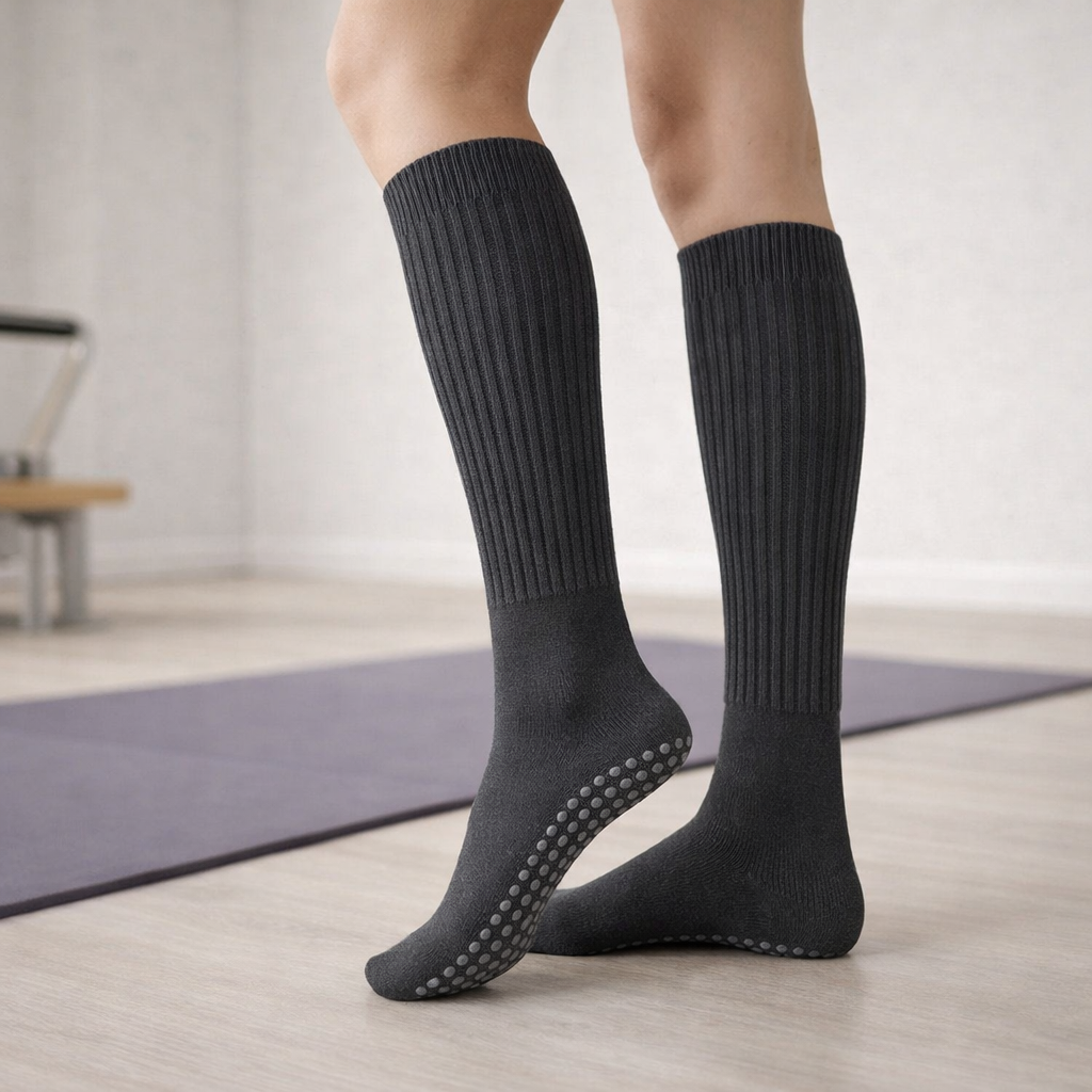 Women’s Knee-High Pilates Socks with Non-Slip Grip