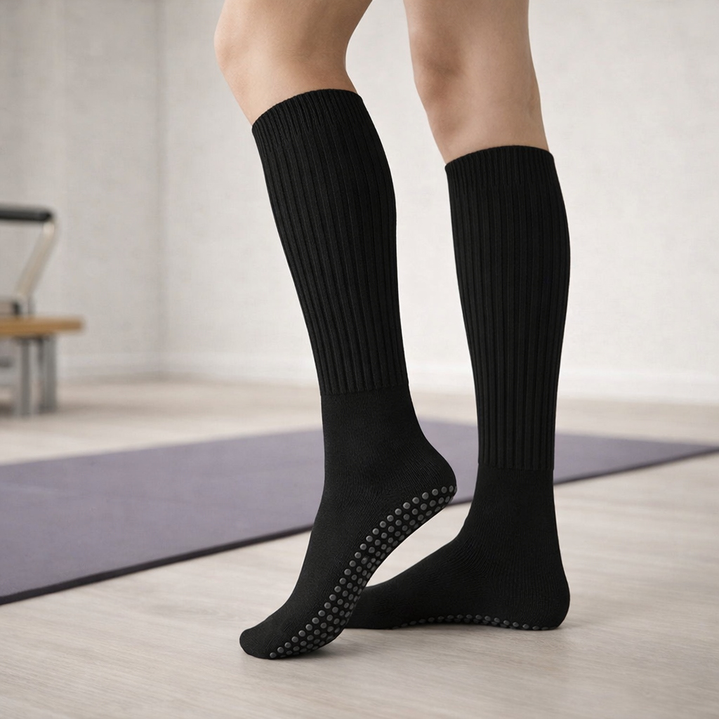 Women’s Knee-High Pilates Socks with Non-Slip Grip