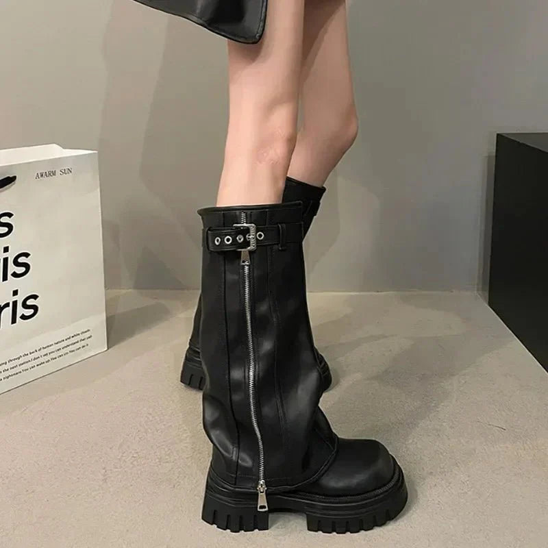 Lune Knee-High Platform Boots - Stylish - Chunky Heel